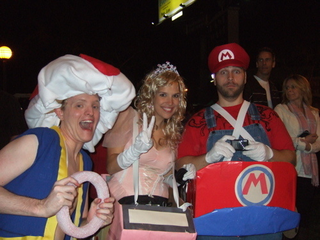 Illustration for article titled Nintendo Love Invades West Hollywood Costume Carnaval